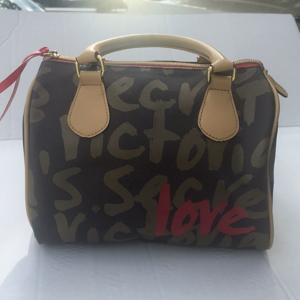 Victoria’s Secret Bag